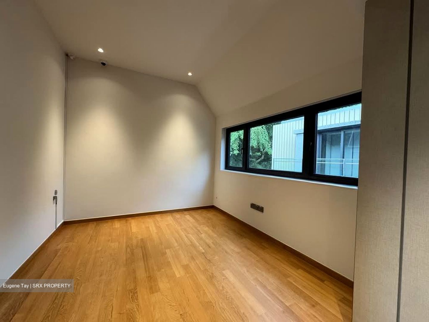 Greenbank Park (D21), Semi-Detached #585698981